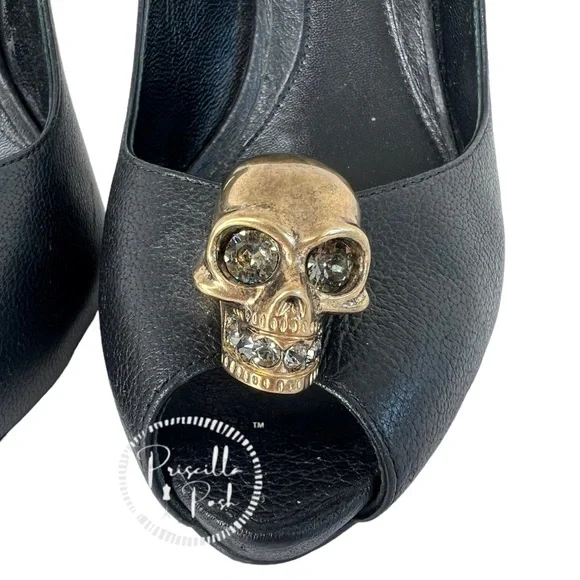 Alexander McQueen Skull Peep Toe Pumps Gold Skull Crystals Black Leather - Picture 6 of 15